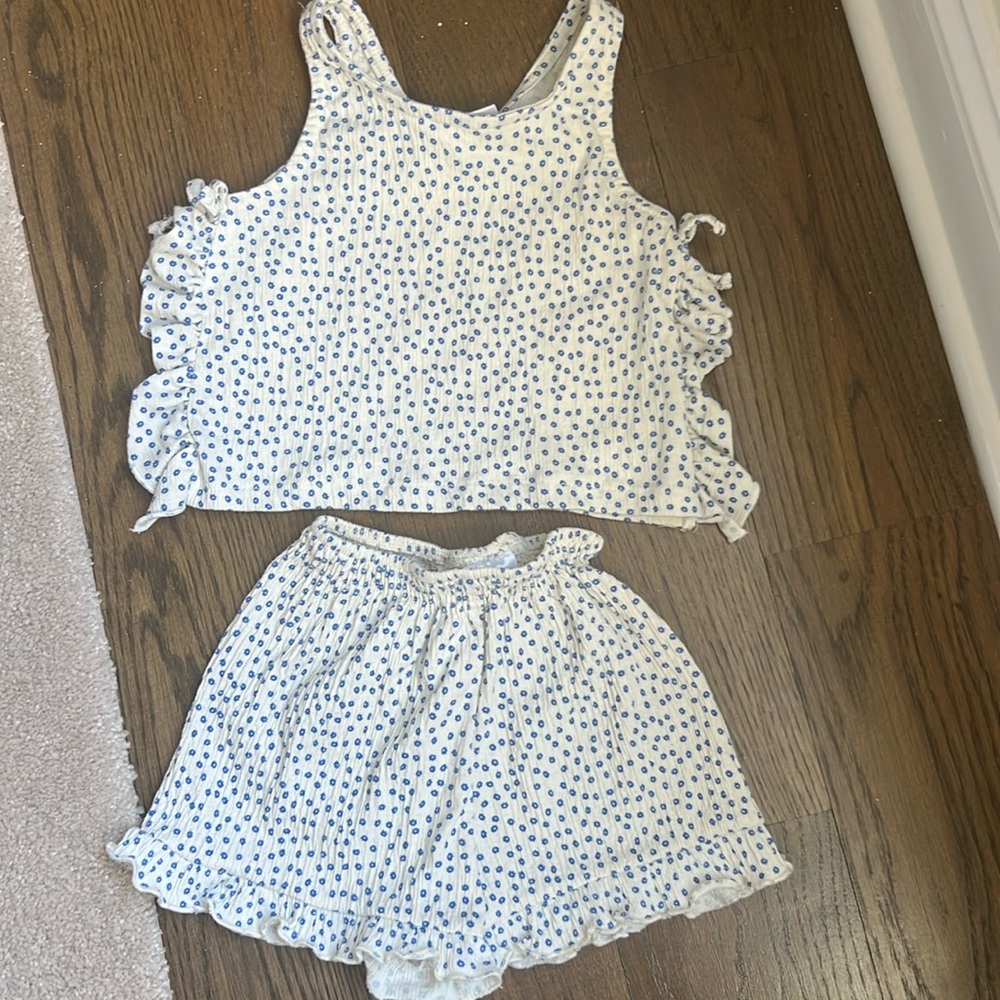 Zara, two piece toddler cream and blue flour summer outfit